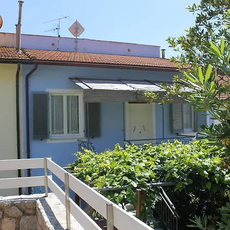 Casa Azzurra 3 E 2 Bagni Apartment