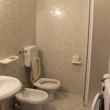 Casa Azzurra 3 E 2 Bagni Apartment