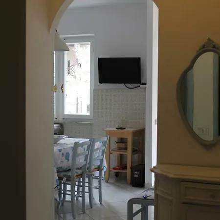 Casa Azzurra 3 E 2 Bagni Apartment
